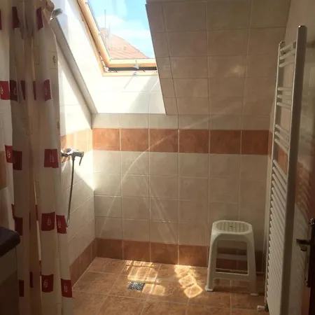 Hableány étterem, Pizzéria és 3*