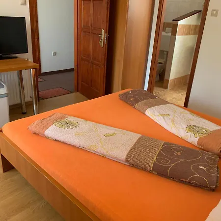 Hableany Etterem, Pizzeria Es Vendeghaz Bed & Breakfast