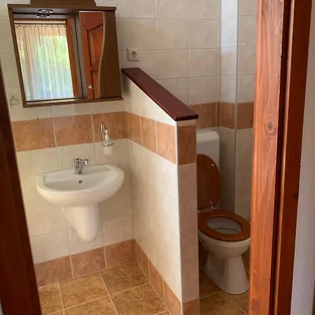 Hableany Etterem, Pizzeria Es Vendeghaz * Balatonmariafurdo
