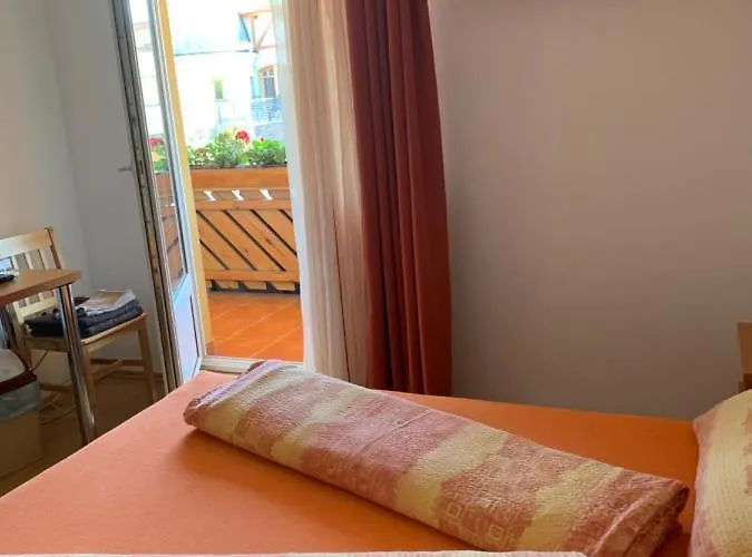 Hableany Etterem, Pizzeria Es Vendeghaz 3*