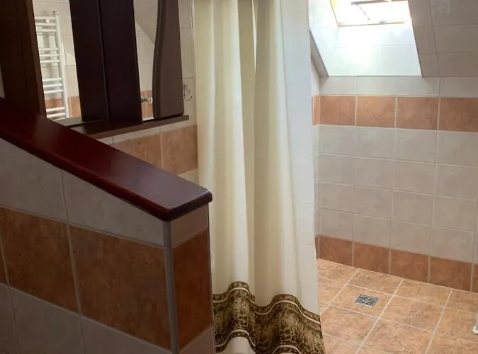 Hableany Etterem, Pizzeria Es Vendeghaz 3* Balatonmáriafürdő